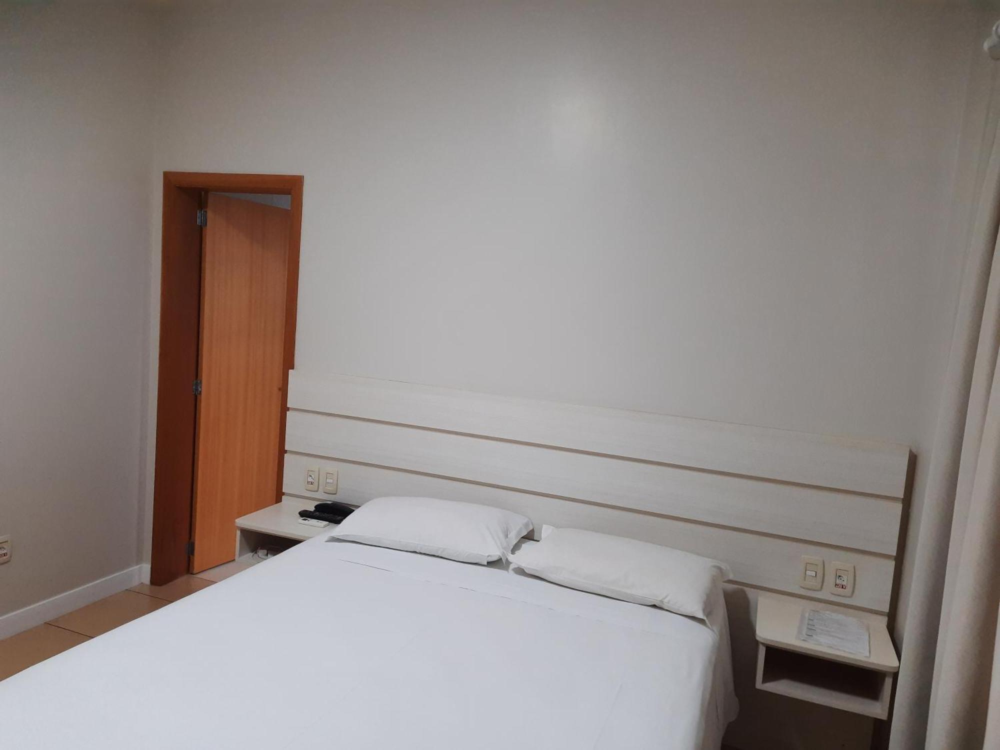 Thile Park Hotel Jataí Eksteriør billede